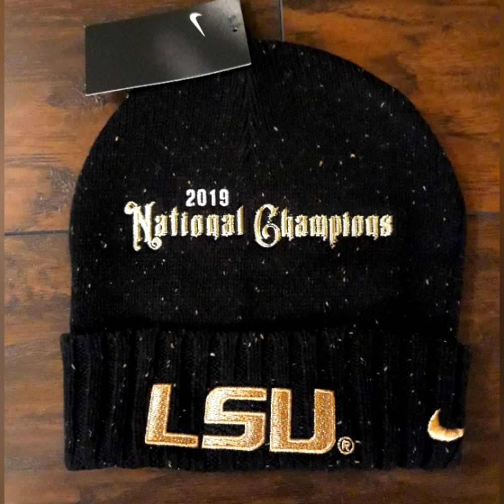 Women's LSU beanie